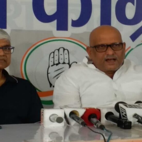 अजय राय बोले, दिनेश शर्मा ब्राह्मण सम्मेलन, यूपी कांग्रेस हमला भाजपा पर, मनरेगा भुगतान बकाया उत्तर प्रदेश, आरपी गौतम गोरखपुर रोके गए, लखनऊ राजनीतिक खबर 2026, विधानसभा चुनाव 2027 उत्तर प्रदेश,Ajay Rai statement UP, Dinesh Sharma Brahmin conference controversy, UP Congress vs BJP 2026, MGNREGA payment issue Uttar Pradesh, RP Gautam stopped at airport, Lucknow political news, UP Assembly Election 2027 update,अजय राय प्रेस बयान फोटो, दिनेश शर्मा फाइल इमेज, लखनऊ कांग्रेस प्रेस कॉन्फ्रेंस, आरपी गौतम एयरपोर्ट दृश्य, Ajay Rai press conference image, Dinesh Sharma file photo, Lucknow political event picture,#AjayRai, #UPPolitics, #BJPvsCongress, #DineshSharma, #MGNREGAIssue, #LucknowNews, #UPAssembly2027,