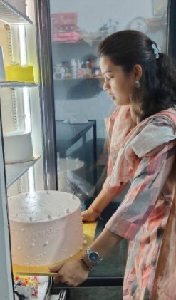 रायबरेली महिला सफलता कहानी, रायबरेली उत्तर प्रदेश सरकारी योजना खबर, मनीषा रावत पीएम मुद्रा योजना, पीएम मुद्रा योजना लाभार्थी रायबरेली, महिला सशक्तिकरण खबर उत्तर प्रदेश, स्वरोजगार योजना यूपी, Raebareli Uttar Pradesh government scheme news, Manisha Rawat PM Mudra Yojana beneficiary, PMMY success story India, Women empowerment story UP district news, MSME micro finance scheme news India, Positive development news Raebareli UP,मनीषा रावत रायबरेली फोटो, पीएम मुद्रा योजना लोन प्रमाणपत्र, महिला उद्यमी उत्तर प्रदेश, रायबरेली छोटा व्यवसाय, बैंक लोन महिला उद्यमी, Manisha Rawat Raebareli image, PM Mudra Yojana loan document photo, Woman entrepreneur Uttar Pradesh, Small business owner Raebareli, Bank loan beneficiary woman India,#RaebareliNews, #UttarPradeshNews, #PMMudraYojana, #WomenEmpowerment, #ManishaRawat, #GovernmentScheme, #MSMEIndia, #PositiveNews, #SelfReliant