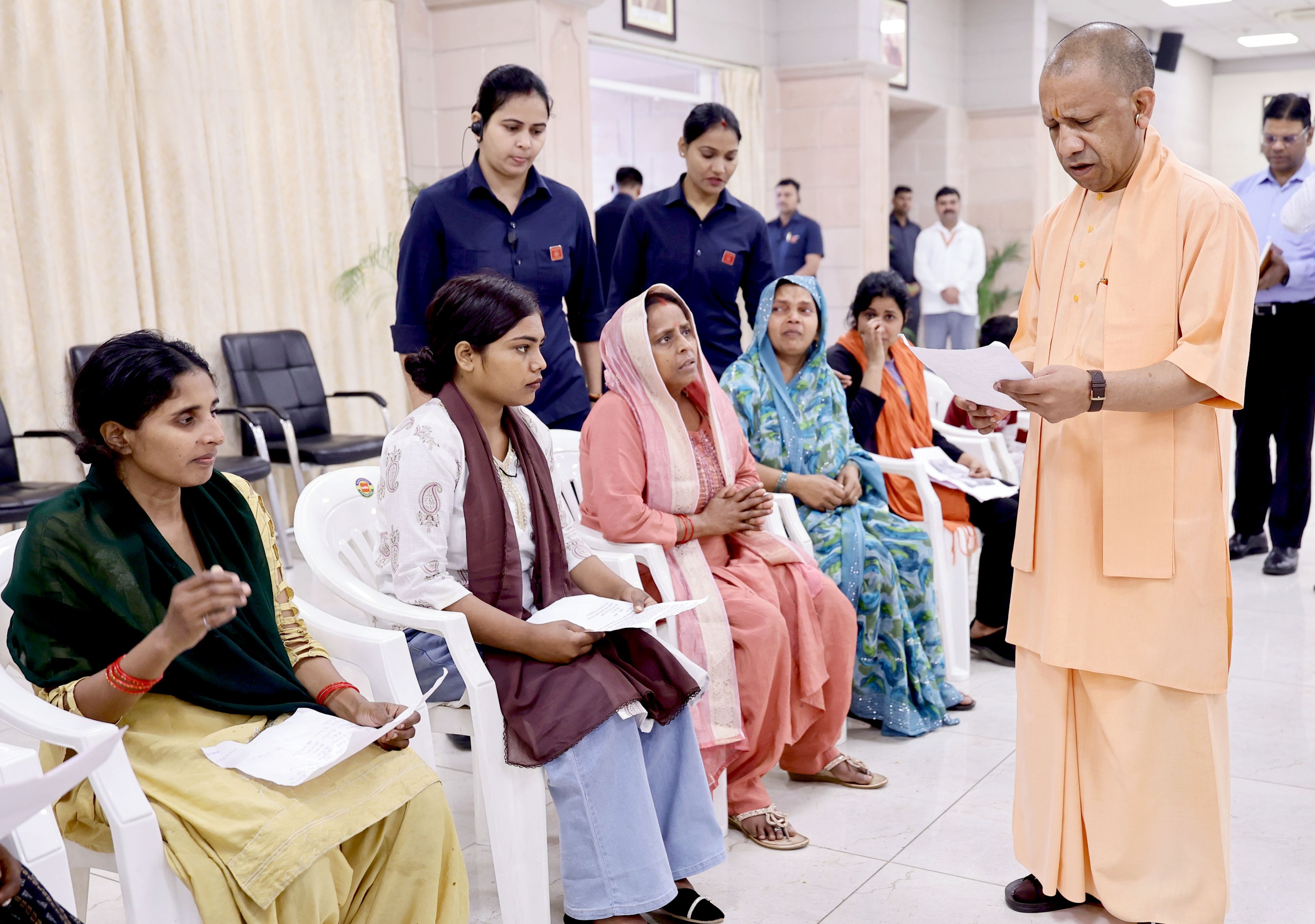 जनता दर्शन योगी आदित्यनाथ, लखनऊ जनता दर्शन समाचार, उत्तर प्रदेश मुख्यमंत्री जनता दर्शन, योगी आदित्यनाथ शिकायत सुनवाई, यूपी सरकार जन शिकायत समाधान, अवैध कब्जा कार्रवाई यूपी, CM Yogi Adityanath Janta Darshan news, Lucknow public grievance meeting UP, Uttar Pradesh CM public hearing program, Yogi Adityanath public complaints redressal, UPSIDA industry issues UP government, Lucknow political news Uttar Pradesh,योगी आदित्यनाथ जनता दर्शन, मुख्यमंत्री योगी शिकायत सुनवाई, लखनऊ जनता दर्शन कार्यक्रम, यूपी सरकार जन समस्या समाधान, सीएम योगी जनता से मुलाकात, Yogi Adityanath public meeting, CM Yogi Janta Darshan Lucknow, UP government grievance hearing, Uttar Pradesh political event,जनता दर्शन लखनऊ खबर, मुख्यमंत्री योगी आदित्यनाथ जनता दर्शन, उत्तर प्रदेश राजनीतिक खबर, लखनऊ जिला समाचार, यूपी सरकार जन शिकायत कार्यक्रम, योगी आदित्यनाथ निर्देश अधिकारियों को, CM Yogi Adityanath Janta Darshan Lucknow news, Uttar Pradesh political news today, Lucknow district political news UP government, public grievance meeting Uttar Pradesh CM,#YogiAdityanath, #JantaDarshan, #LucknowNews, #UPGovernment, #PublicGrievance, #UttarPradeshNews, #CMYogi, #PoliticalNewsIndia, #UPPolitics, #Lucknow,