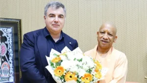 यूपी एडवांस्ड मटेरियल रिसर्च हब, UP Advanced Material Research Hub, Konstantin Novoselov meeting Yogi Adityanath, Lohum rare earth to magnet facility India, Graphene battery technology India, Uttar Pradesh investment news, Lucknow technology research hub news, Make in India advanced materials research, Green energy technology India, UP industrial investment news,नोवोसेलोव योगी आदित्यनाथ मुलाकात, Konstantin Novoselov India visit, graphene battery research India, Lohum battery recycling plant India, rare earth magnet manufacturing India, UP technology hub development news, advanced material research India news,#UPInvestment, #AdvancedMaterials, #GrapheneTechnology, #YogiAdityanath, #KonstantinNovoselov, #GreenEnergy, #MakeInIndia, #TechInnovation,
