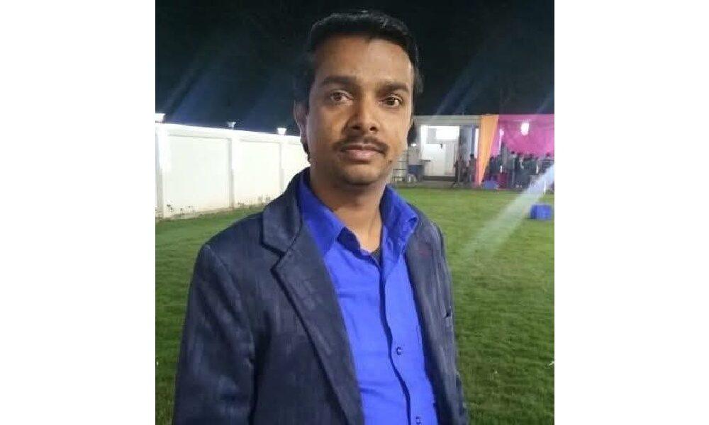 A bike hit a father and daughter, who were riding a bike. The father died and the daughter was injured.